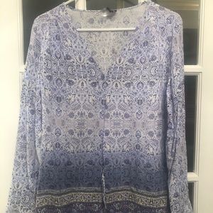 Women’s button up floral top